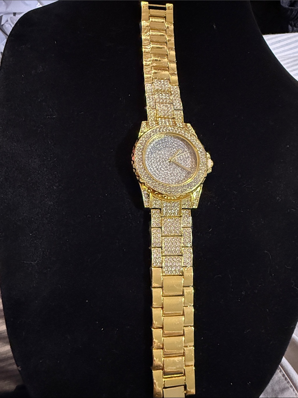 NWT 8.5” Women’s or Men’s Goldtone working Watch with pave crystals